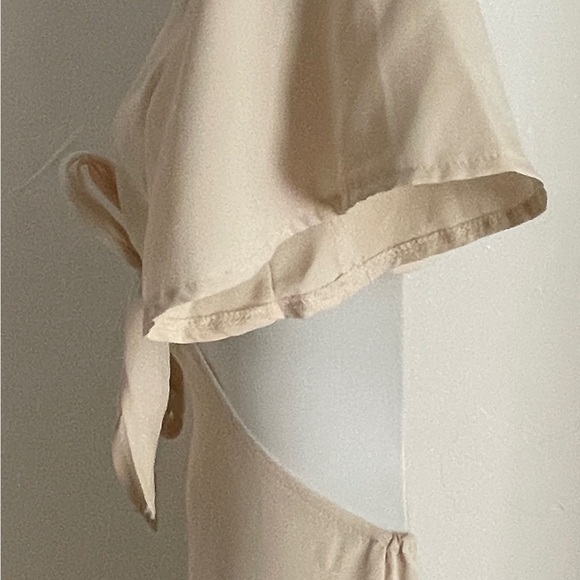 Chic Boho Ivory Crepe Cutout Tie-Front DRESS Size Small - Picture 15 of 15